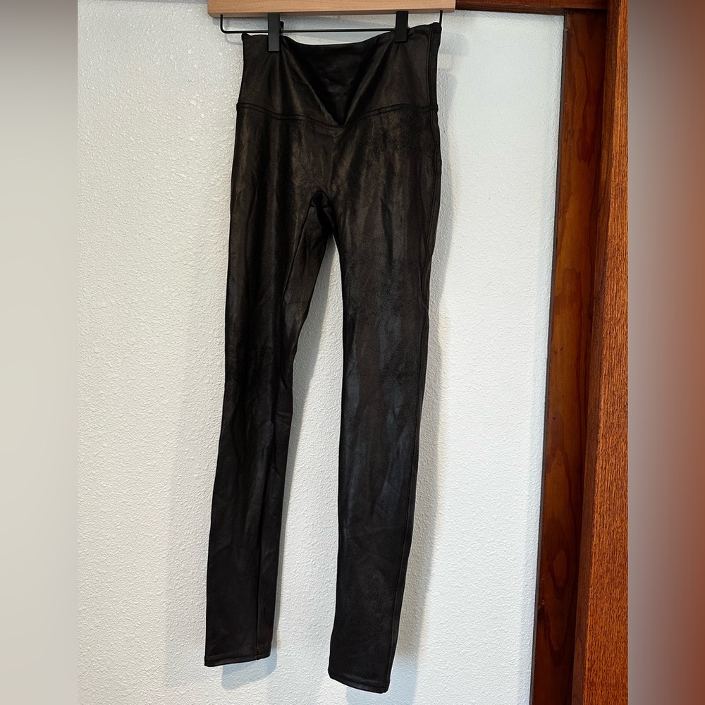 SPANX Black Activewear Faux Leather Leggings Size Medium